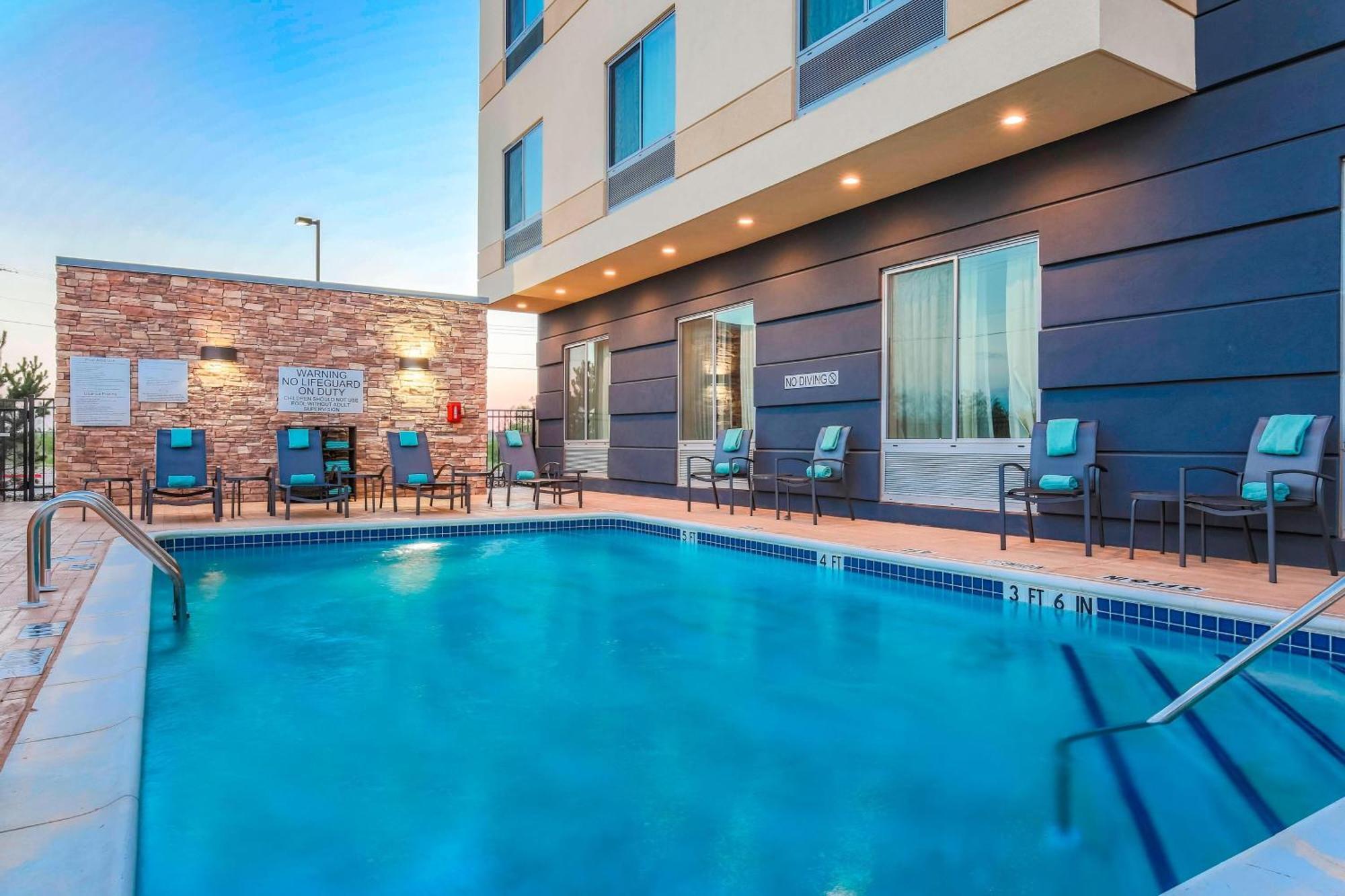 Fairfield Inn & Suites By Marriott Snyder Exteriér fotografie